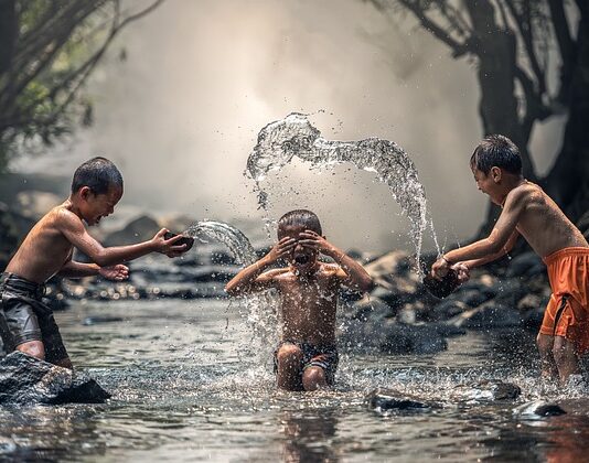 Jak kąpać niemowlę w wiaderku? Jak kąpać niemowlę w wiaderku?