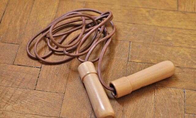 Ile czasu dziennie skakać na skakance?