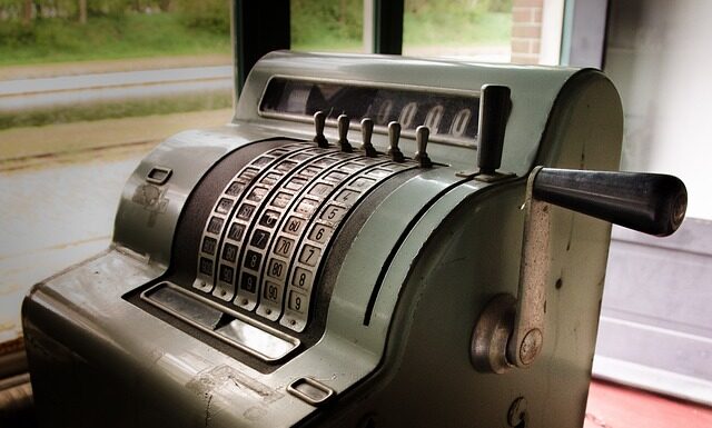 Jak sprawdzić wymiary torebki?