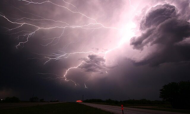 Która szczoteczka lepsza soniczna czy elektryczna dla dzieci?