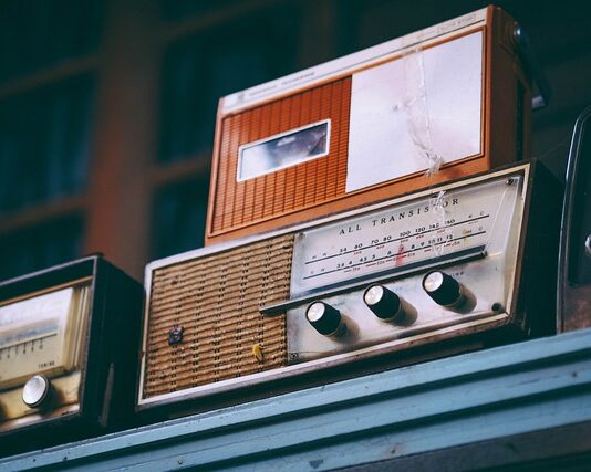 Jak używać krótkofalówki Baofeng?