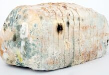 Czym dezynfekować grzebienie?