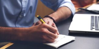 Czy na tablecie można pisać w Wordzie?