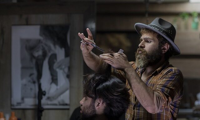 Kiedy do fryzjera z dziewczynką? Kiedy do fryzjera z dziewczynką?