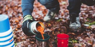 Czy do samolotu można zabrać termos? Czy do samolotu można zabrać termos?