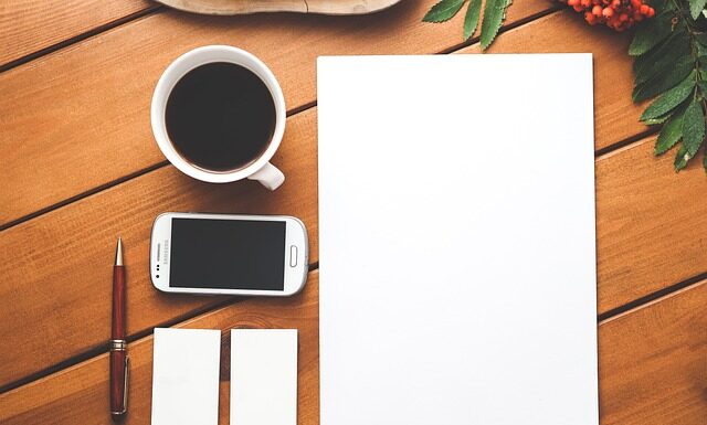 Czym malować szablony malarskie?