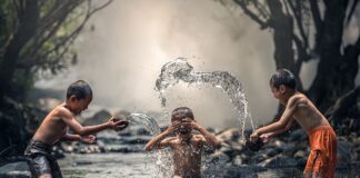 W czym kąpać 4 miesięczne dziecko? W czym kąpać 4 miesięczne dziecko?