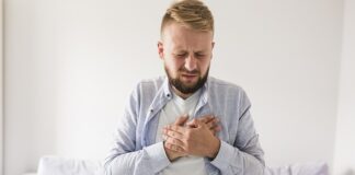 Po jakim czasie pojawiają się pierwsze objawy ciąży?