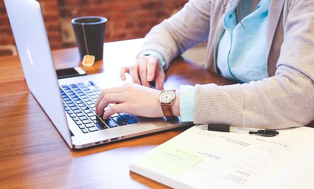 Czy warto kupić dziecku komputer?