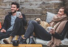 Dlaczego szalik się zwija?