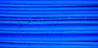 Jak zachęcić 2 miesięczne dziecko do leżenia na brzuchu? Jak zachęcić 2 miesięczne dziecko do leżenia na brzuchu?