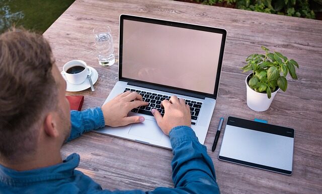 Jak się pisze teczka?