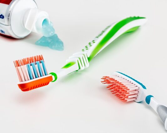 Jaka szczoteczka dla 6 miesięcznego dziecka? Jaka szczoteczka dla 6 miesięcznego dziecka?