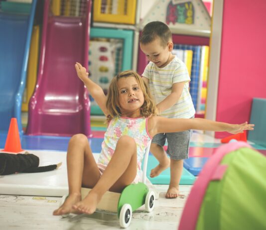 Znaczenie motoryki dużej i małej w rozwoju dziecka Znaczenie motoryki dużej i małej w rozwoju dziecka